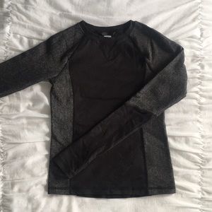 IVIVVA girls long sleeved athletic top